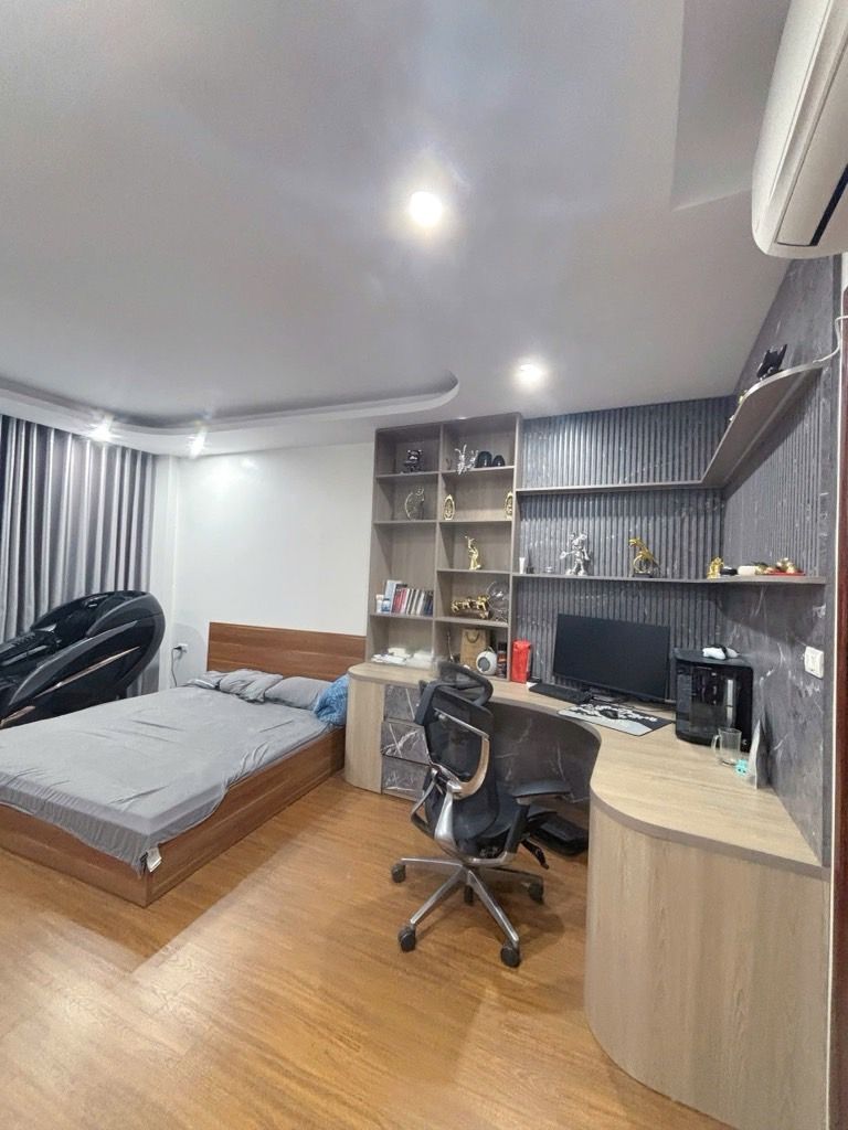 Bán nhà Khương Trung - diện tích 43,9m2 6 tầng - Lô góc, thang máy - giá 14,2 tỷ