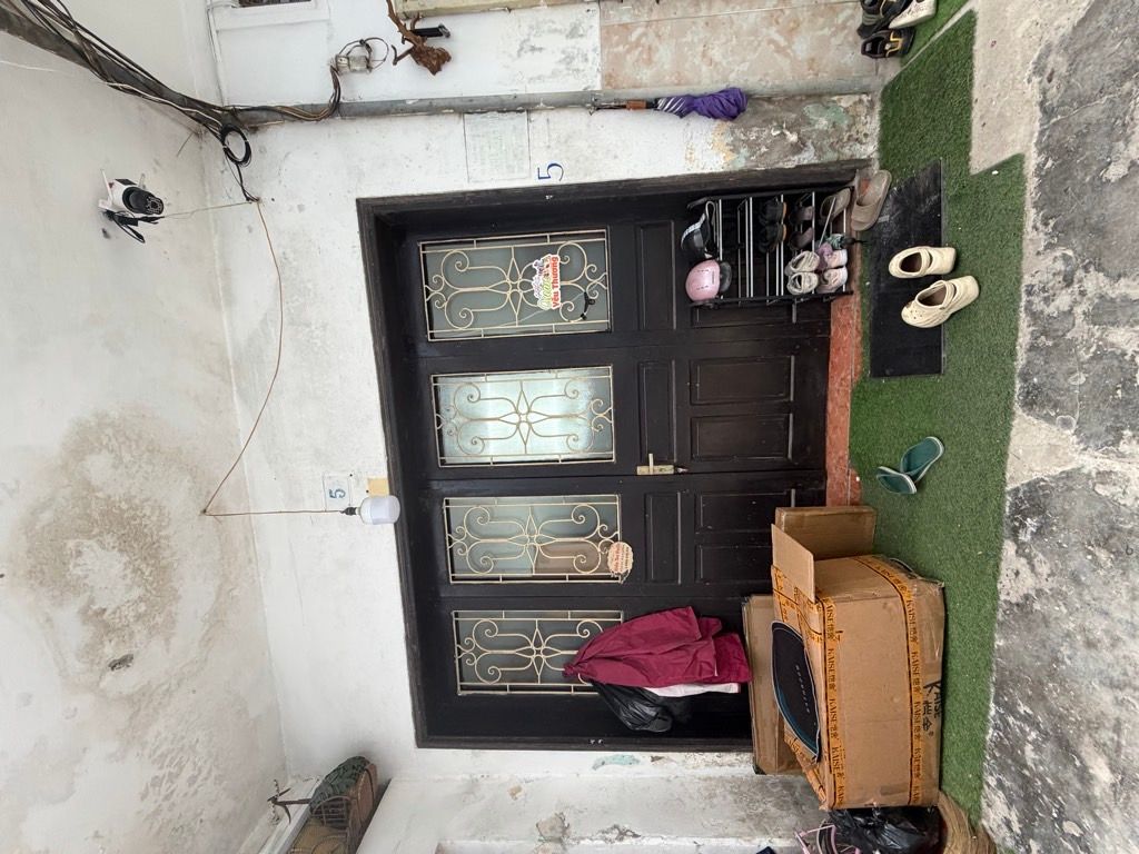 Bán nhà Giáp Bát - diện tích 32.4m2 2 tầng - Ô TÔ TRÁNH - giá 10 tỷ