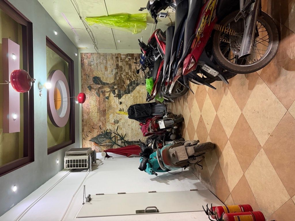 Bán nhà Vũ Ngọc Phan - diện tích 100.2m2 5 tầng - CĂN HỘ DÒNG TIỀN - giá 19,6 tỷ