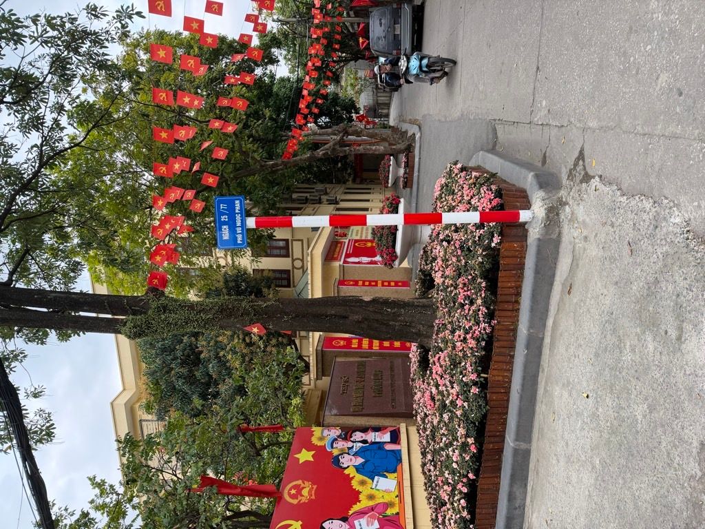 Bán nhà Vũ Ngọc Phan - diện tích 100.2m2 5 tầng - CĂN HỘ DÒNG TIỀN - giá 19,6 tỷ