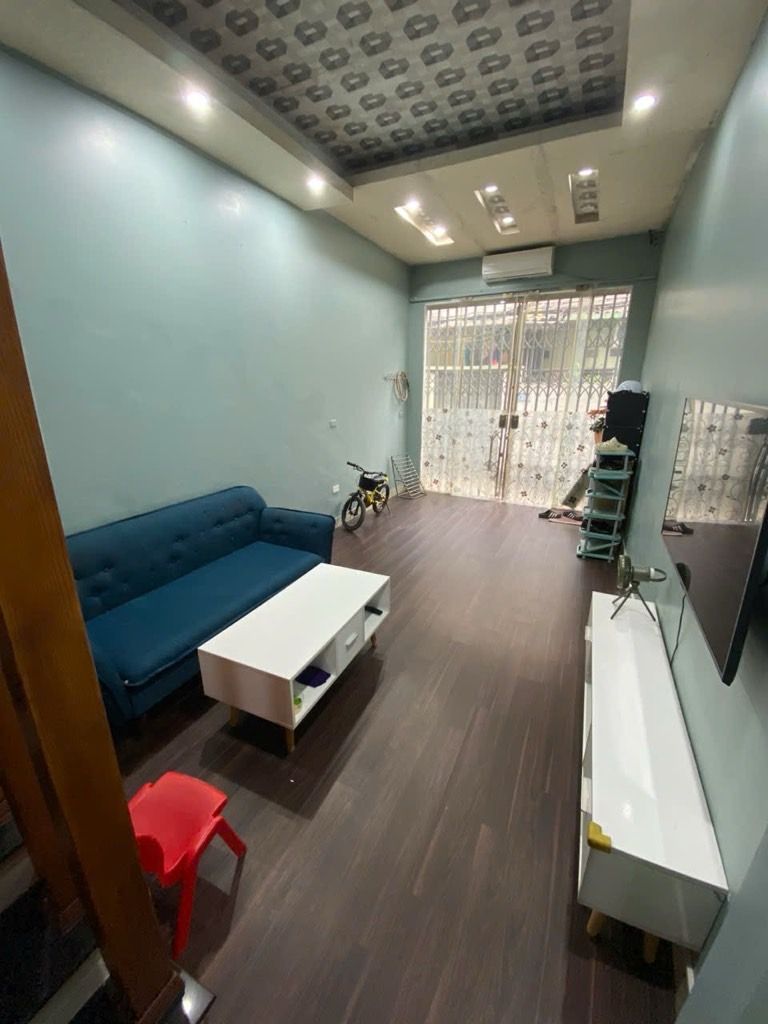 Bán nhà Định Công Thượng - diện tích 39m2 4 tầng - giá 8,7 tỷ