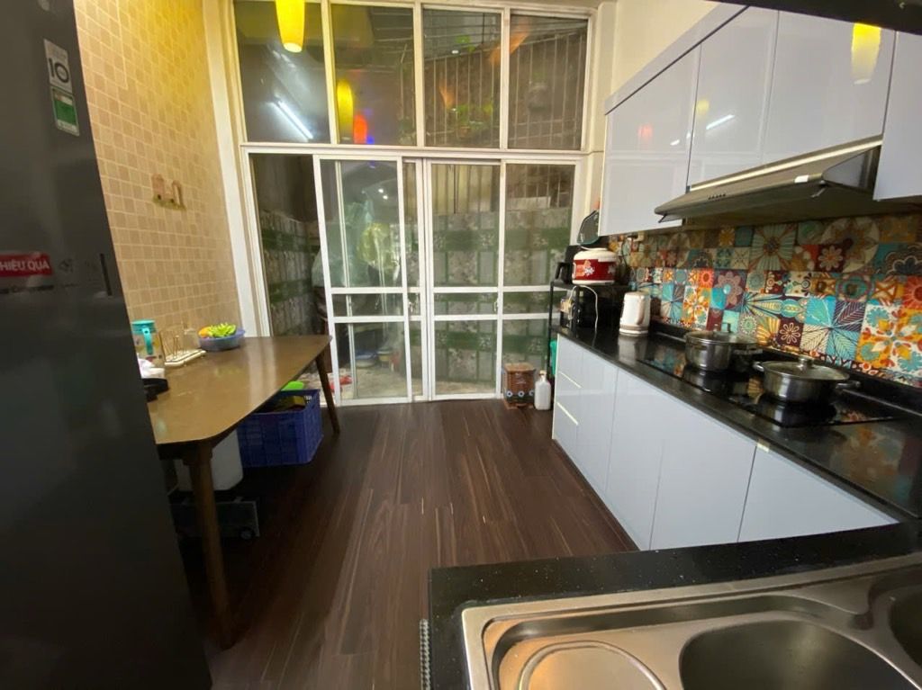 Bán nhà Định Công Thượng - diện tích 39m2 4 tầng - giá 8,7 tỷ