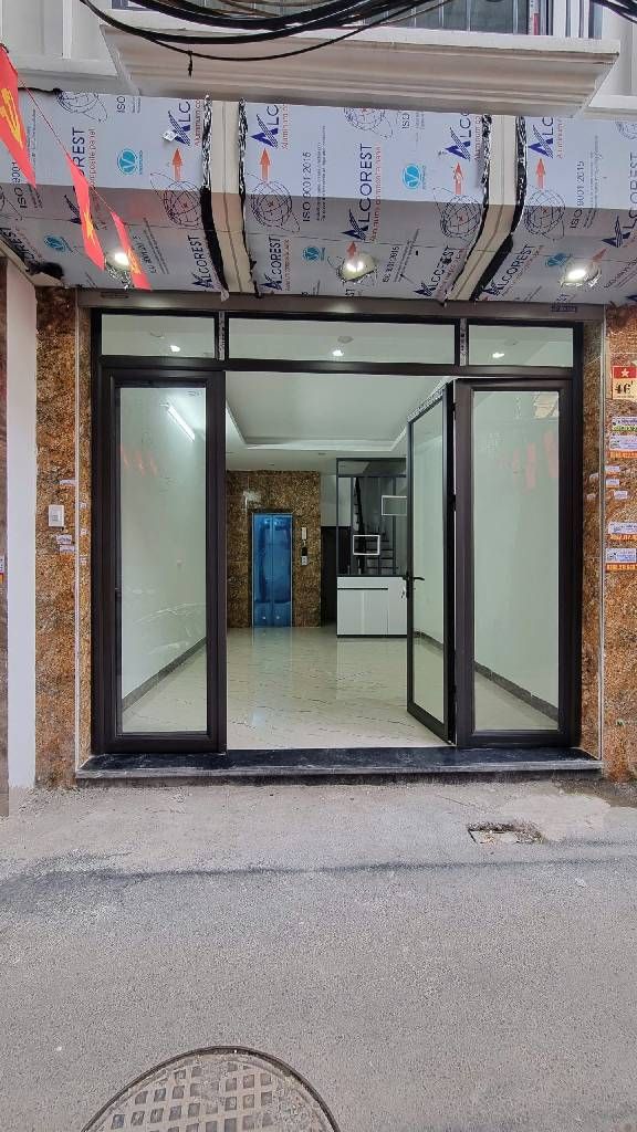 Bán nhà Định Công Hạ - diện tích 31m2 6 tầng - ô tô vào nhà - giá 9,7 tỷ