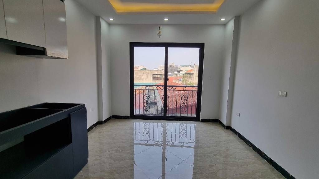 Bán nhà Định Công Hạ - diện tích 31m2 6 tầng - ô tô vào nhà - giá 9,7 tỷ