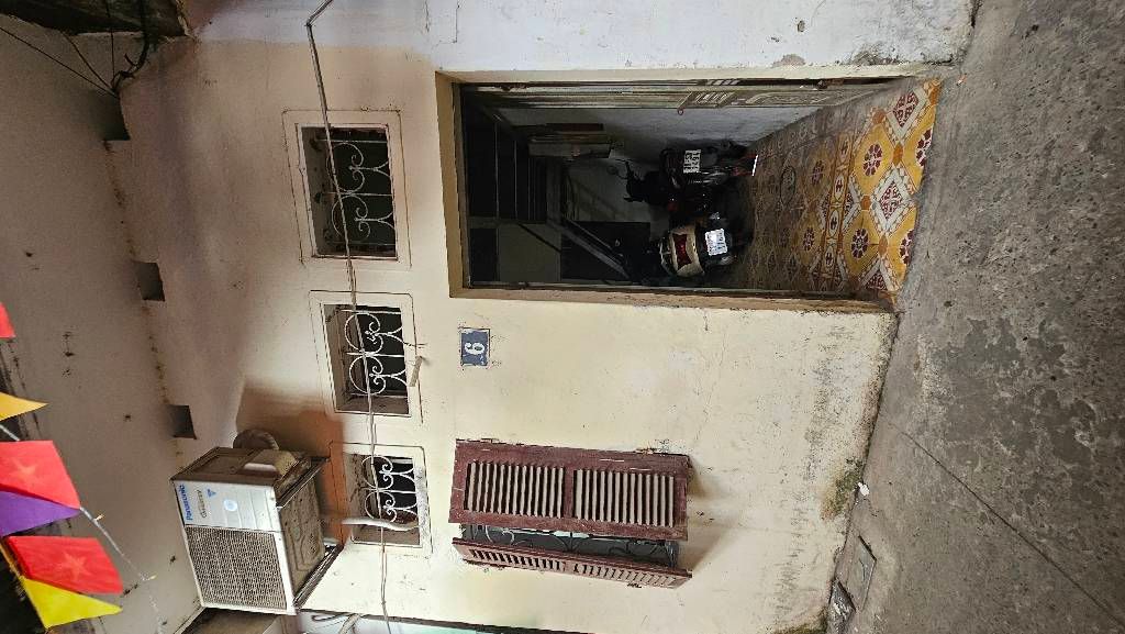 Bán nhà Nguyễn Quý Đức - diện tích 46.2m2 2 tầng - Ô TÔ ĐỖ CỬA - giá 6,9 tỷ