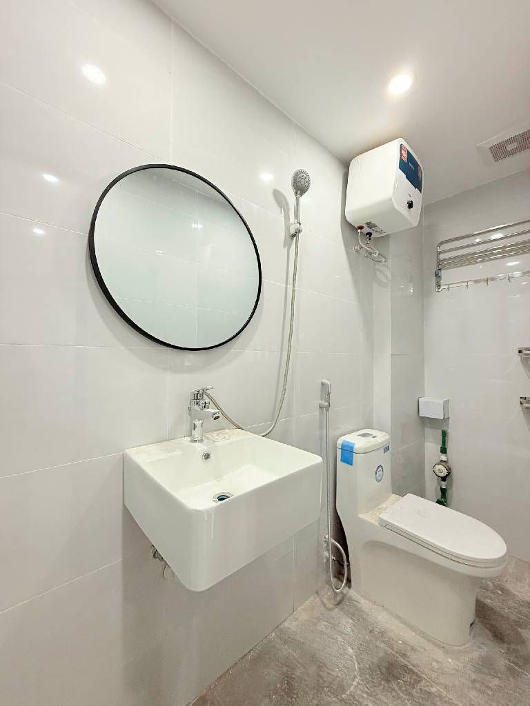 Bán nhà Ngõ Hòa Bình 7 - diện tích 51m2 7 tầng - CHDV dòng tiền ổn định - giá 16,9 tỷ