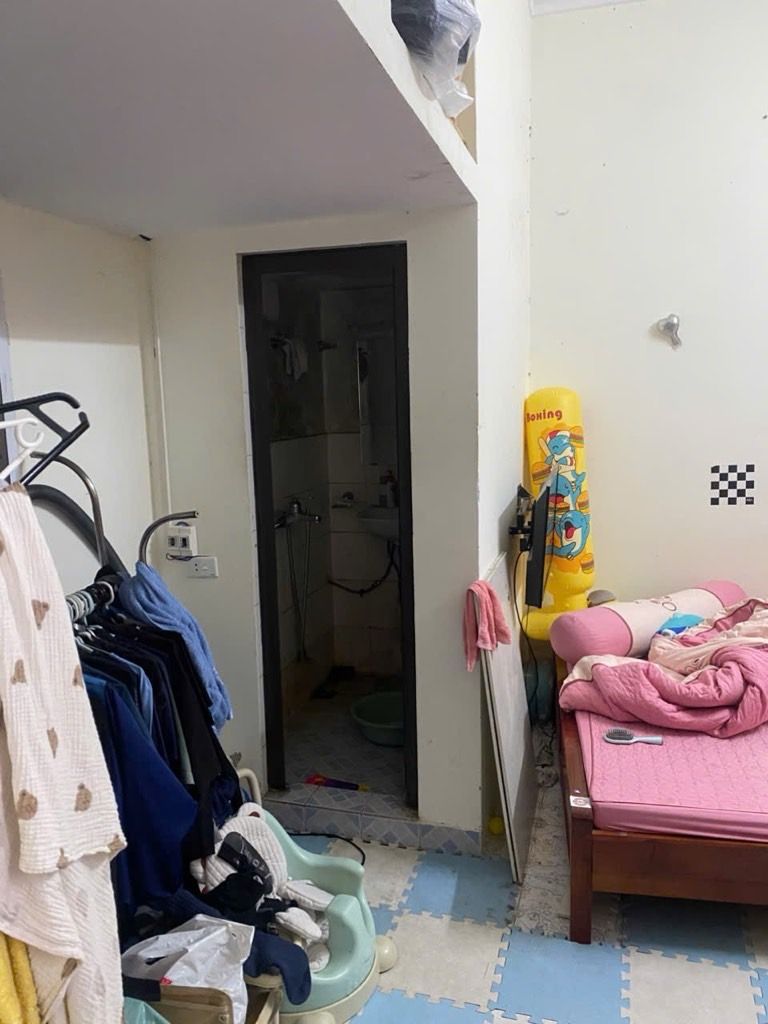 Bán nhà Nguyễn Khoái - diện tích 16m2 3 tầng - Nhà 3 tầng vẫn ở tốt - giá 1,8 tỷ