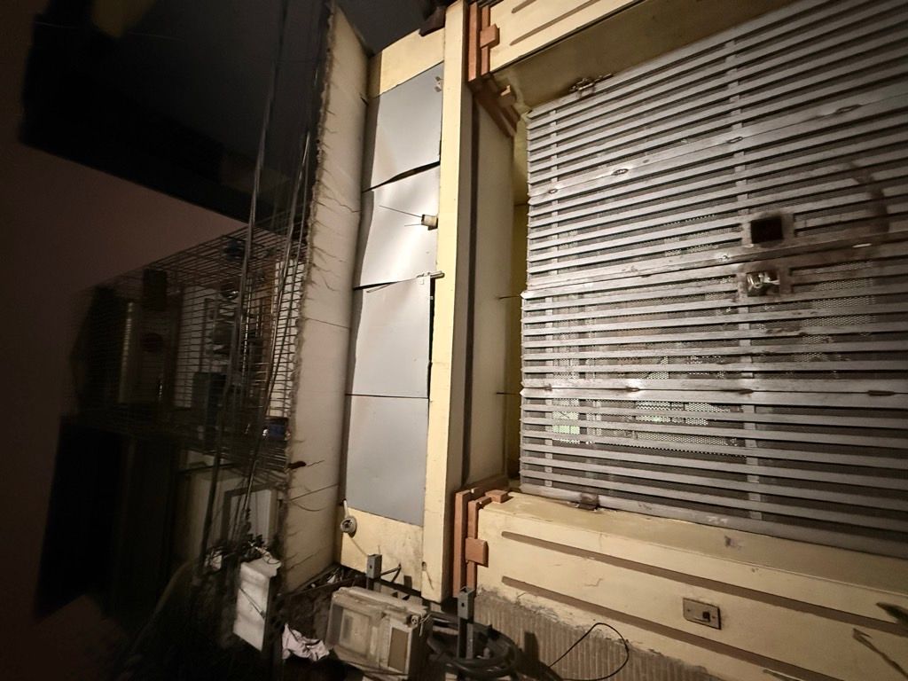 Bán nhà Tân Mai - diện tích 54m2 4 tầng - ô tô đỗ cửa - giá 15,55 tỷ