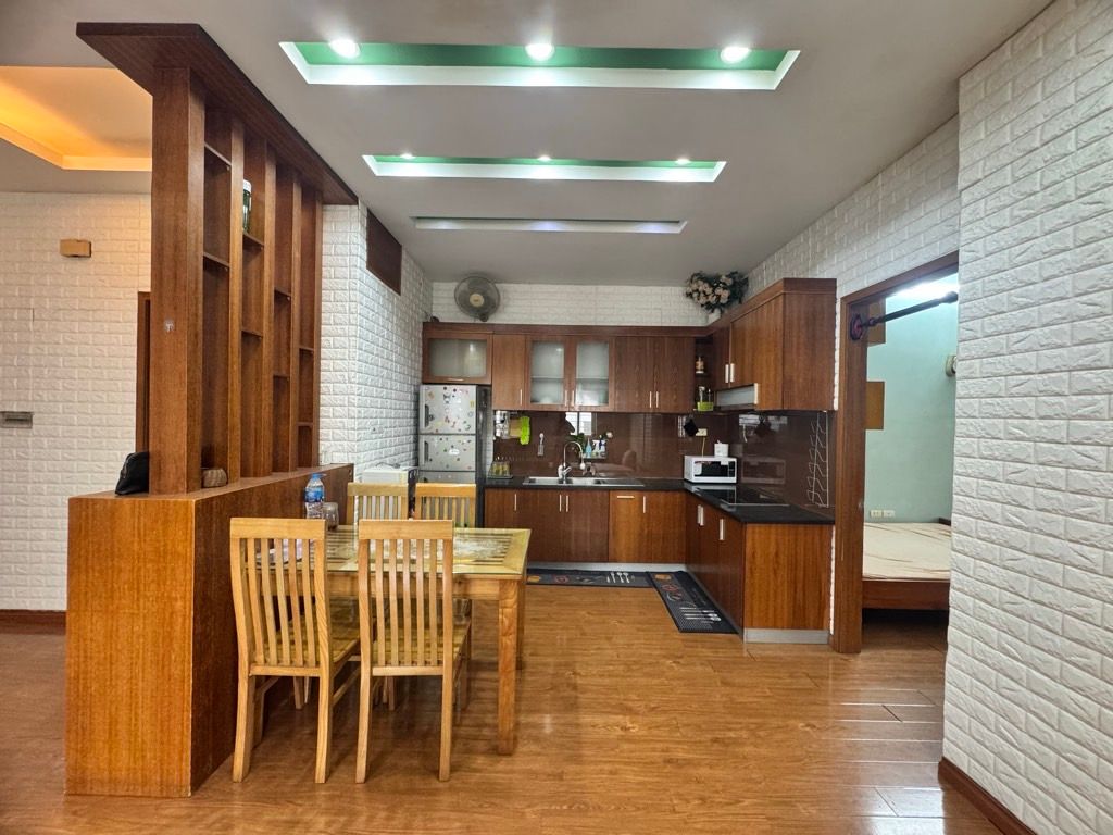 Bán nhà Lê Văn Lương - diện tích 71.2m2 8 tầng - Căn hộ chung cư cao cấp - giá 7 tỷ