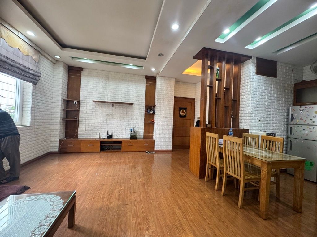 Bán nhà Lê Văn Lương - diện tích 71.2m2 8 tầng - Căn hộ chung cư cao cấp - giá 7 tỷ