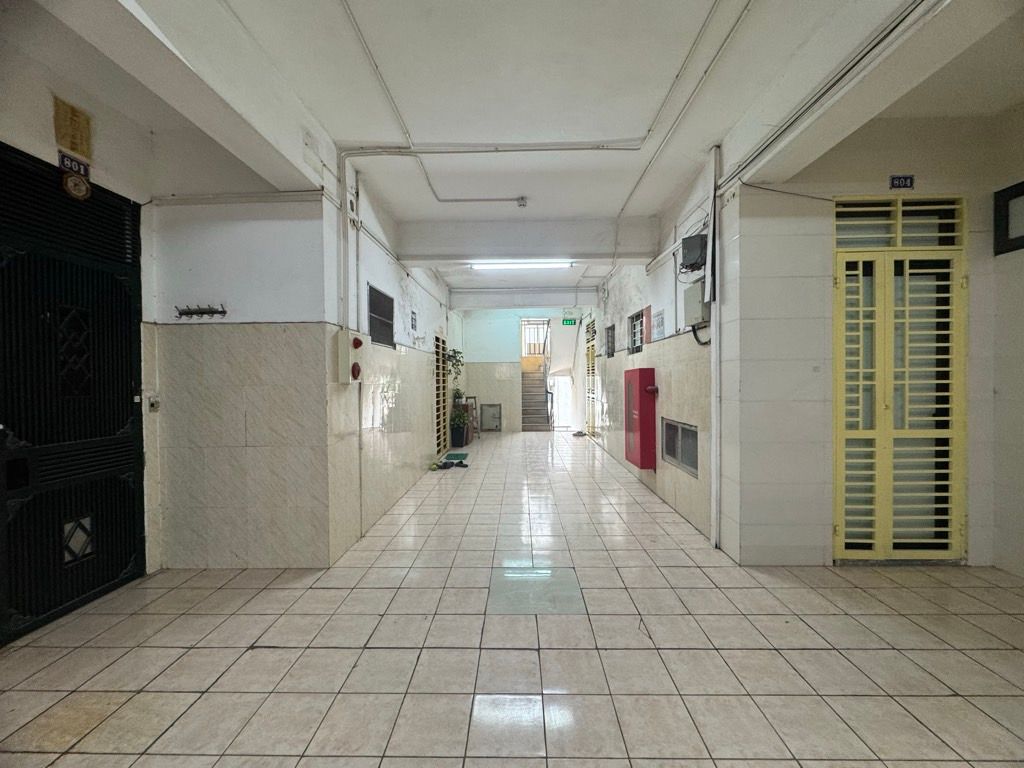 Bán nhà Lê Văn Lương - diện tích 71.2m2 8 tầng - Căn hộ chung cư cao cấp - giá 7 tỷ