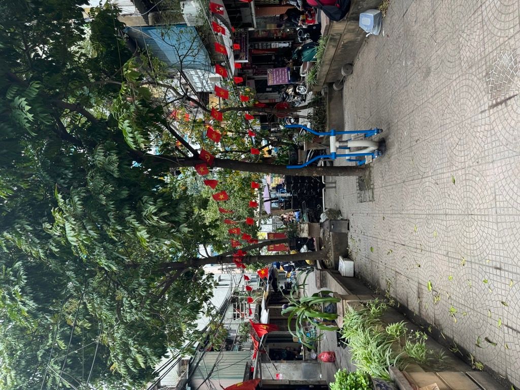 Bán nhà Vĩnh Hồ - diện tích 70m2 2 tầng - Ô TÔ ĐỖ CỬA - giá 7 tỷ