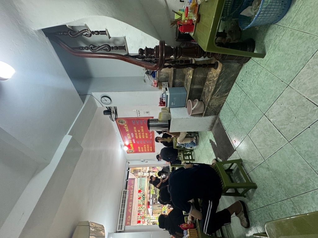 Bán nhà Vĩnh Hồ - diện tích 70m2 2 tầng - Ô TÔ ĐỖ CỬA - giá 7 tỷ