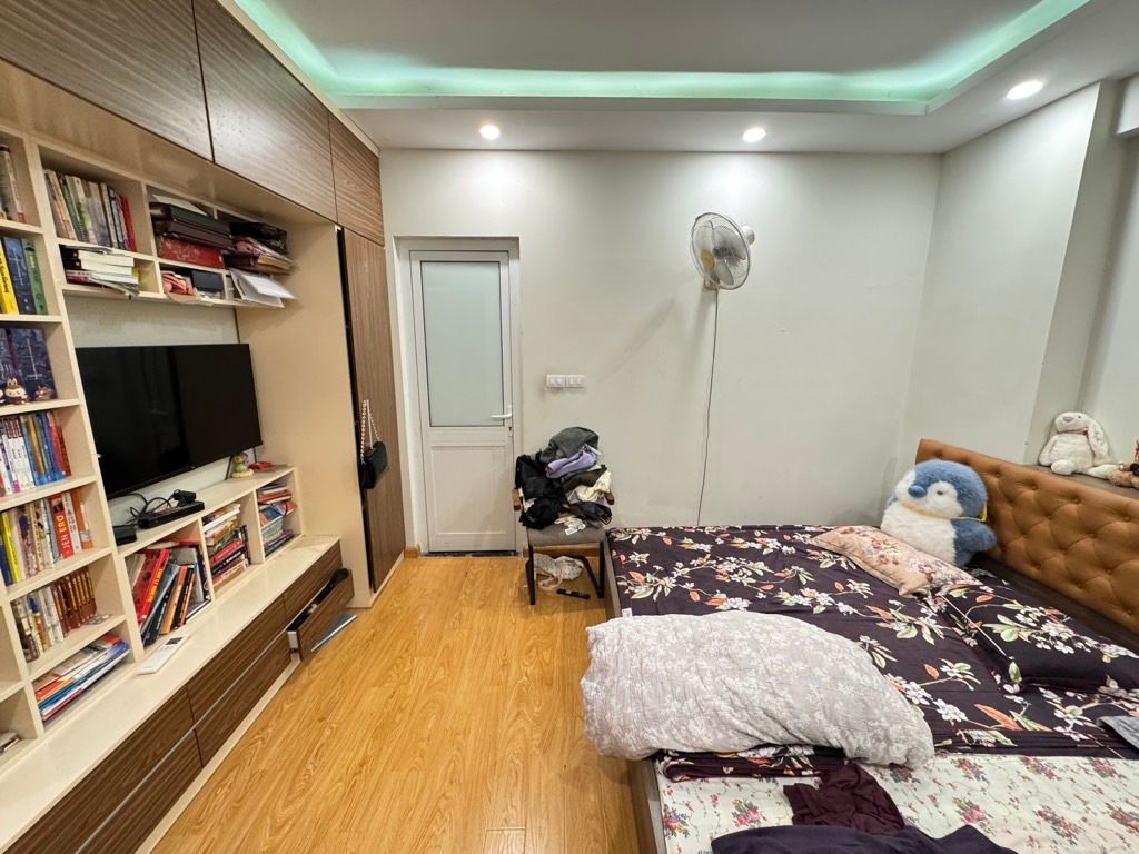 Bán nhà Tam Trinh - diện tích 74m2 1 tầng - Khu đáng sống - giá 6,6 tỷ