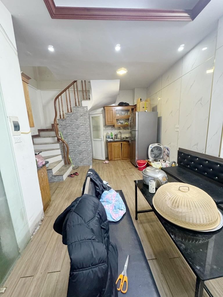 Bán nhà Vĩnh Hưng - diện tích 30m2 4 tầng - ô tô đỗ cửa - giá 7,2 tỷ