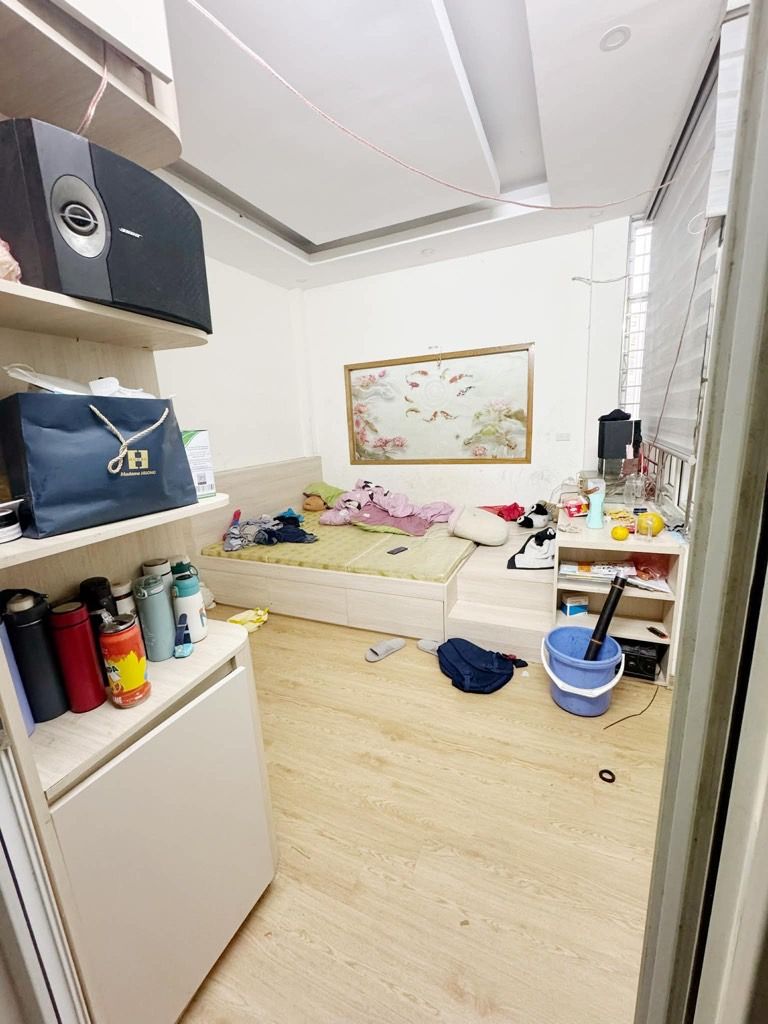 Bán nhà Vĩnh Hưng - diện tích 30m2 4 tầng - ô tô đỗ cửa - giá 7,2 tỷ