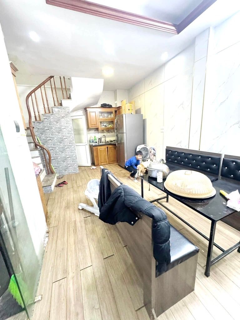 Bán nhà Vĩnh Hưng - diện tích 30m2 4 tầng - ô tô đỗ cửa - giá 7,2 tỷ