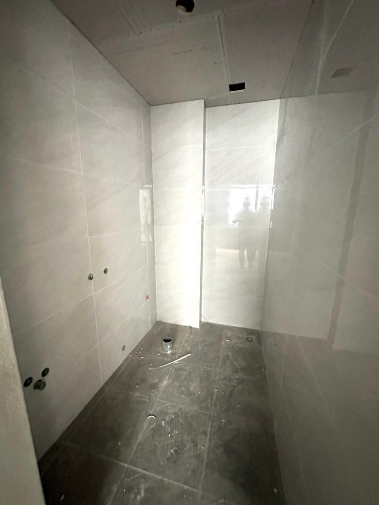 Bán nhà Đường bờ sông sét - diện tích 34,5m2 5 tầng - ô tô tránh - giá 13,5 tỷ