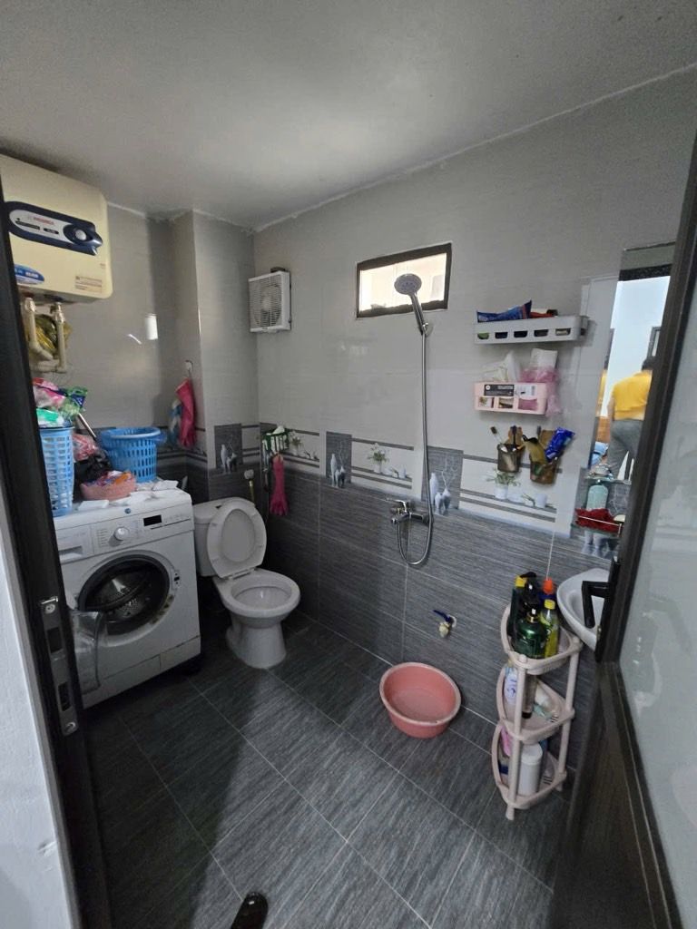 Bán nhà Định Công Thượng - diện tích 36m2 2 tầng - gần ô tô - giá 3,6 tỷ