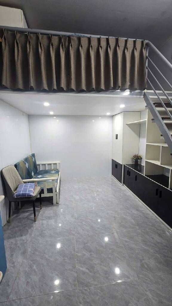 Bán nhà Nguyễn Trãi - diện tích 20m2 1 tầng - nhà đẹp đầy đủ tiện nghi - giá 1,3 tỷ