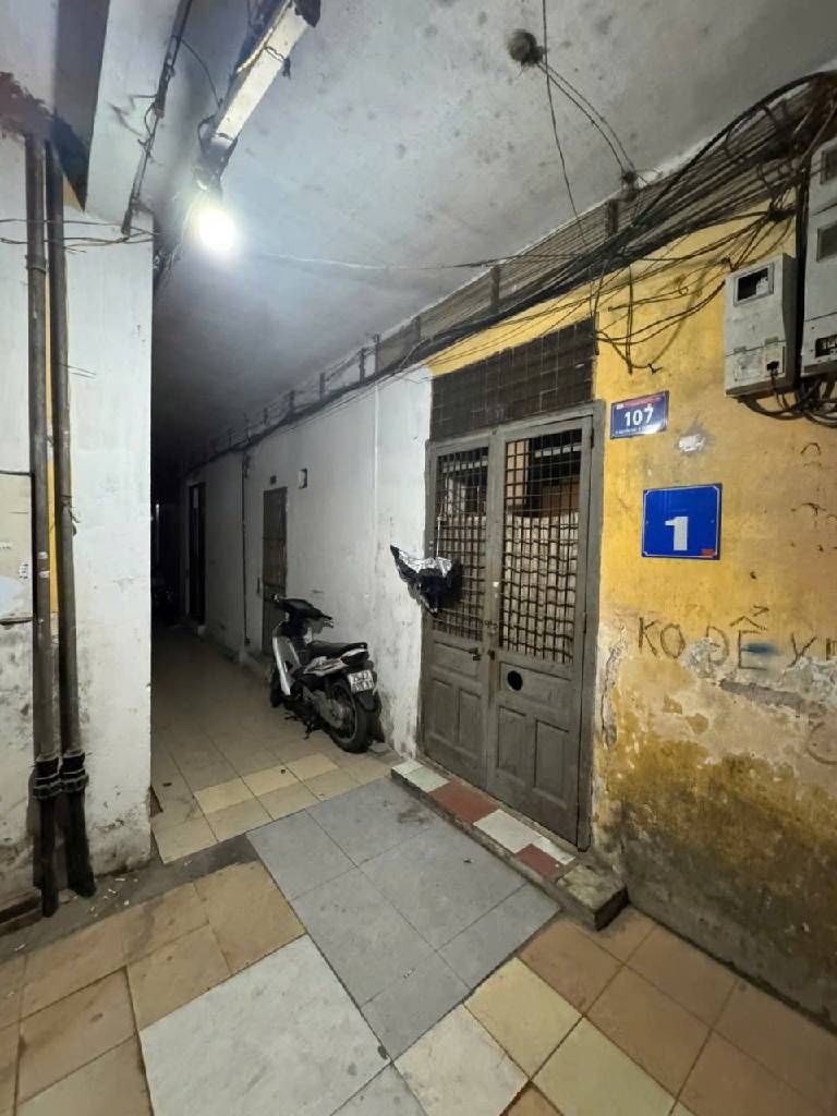 Bán nhà Nguyễn Trãi - diện tích 20m2 1 tầng - nhà đẹp đầy đủ tiện nghi - giá 1,3 tỷ