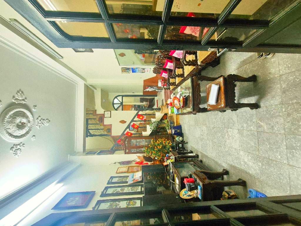 Bán nhà Đặng Tiến Đông - diện tích 49m2 4 tầng - ô tô đỗ cửa - giá 16,6 tỷ