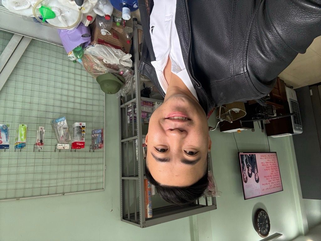 Bán nhà Đông Thiên - diện tích 33m2 5 tầng - LÔ GÓC - Ô TÔ ĐỖ CỬA VÀO NHÀ - giá 10,5 tỷ