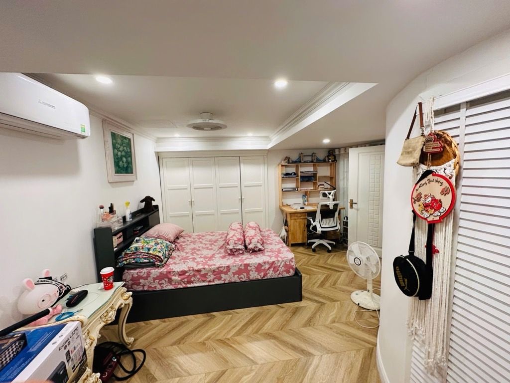 Bán nhà Nguyễn Trãi - diện tích 85m2 1 tầng - Căn hộ Duplex Royal City sang xịn đẹp - giá 19,5 tỷ