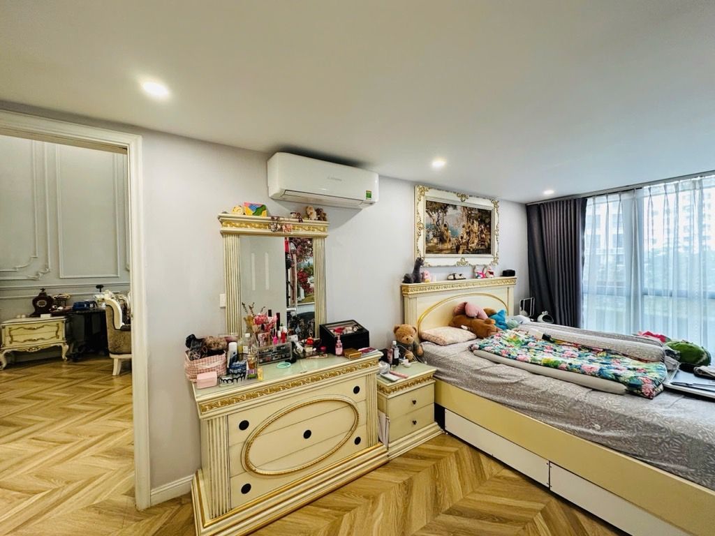 Bán nhà Nguyễn Trãi - diện tích 85m2 1 tầng - Căn hộ Duplex Royal City sang xịn đẹp - giá 19,5 tỷ