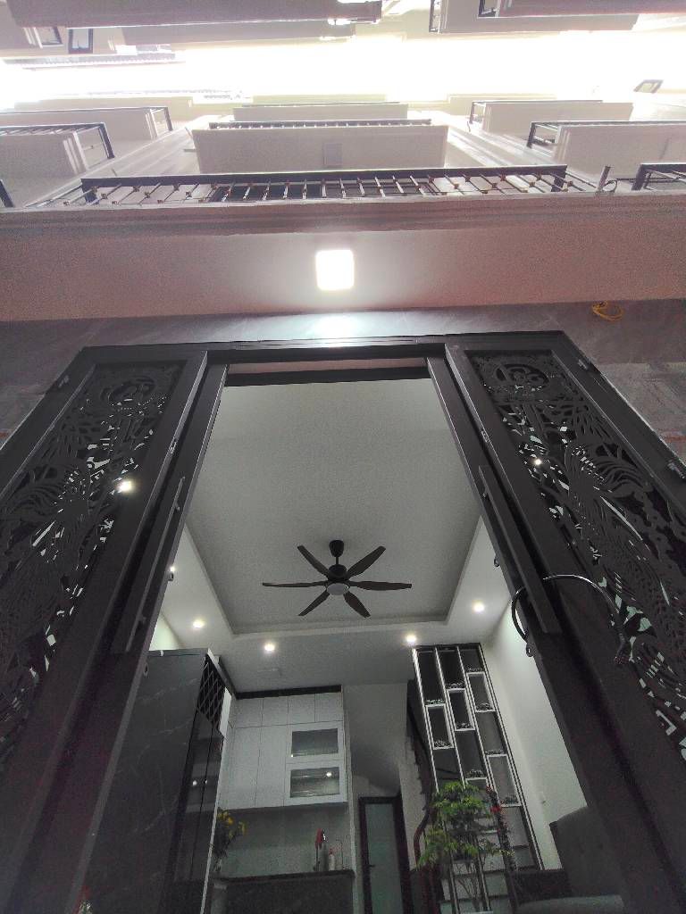 Bán nhà Nguyễn Văn Viên - diện tích 30m2 5 tầng - Nhà đẹp hiếm có - giá 8,5 tỷ