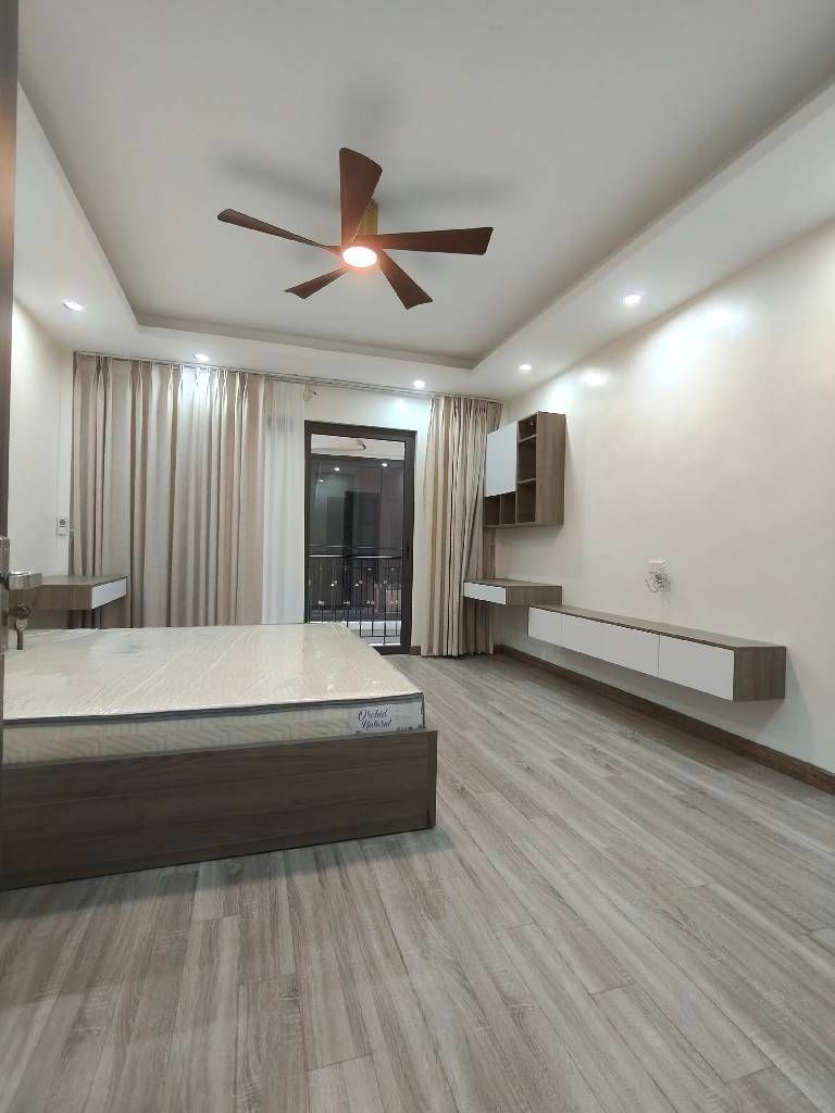 Bán nhà Nguyễn Văn Viên - diện tích 30m2 5 tầng - Nhà đẹp hiếm có - giá 8,5 tỷ