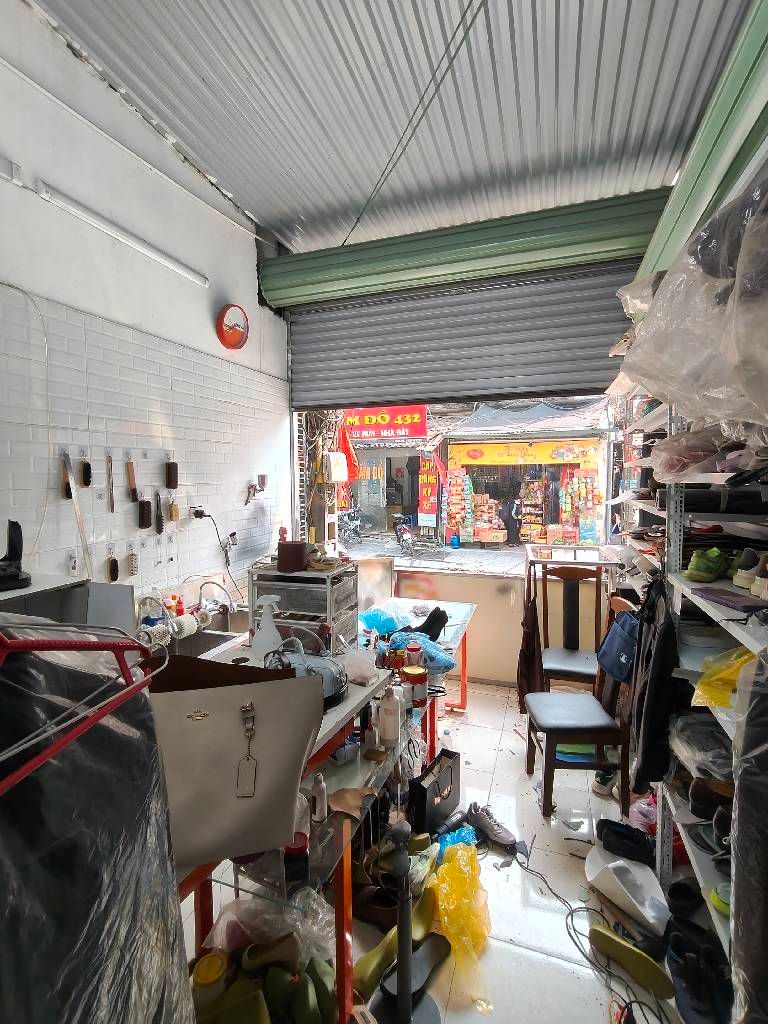 Bán nhà Vĩnh Hưng - diện tích 49.2m2 2 tầng - Lô góc, kinh doanh - giá 15,2 tỷ