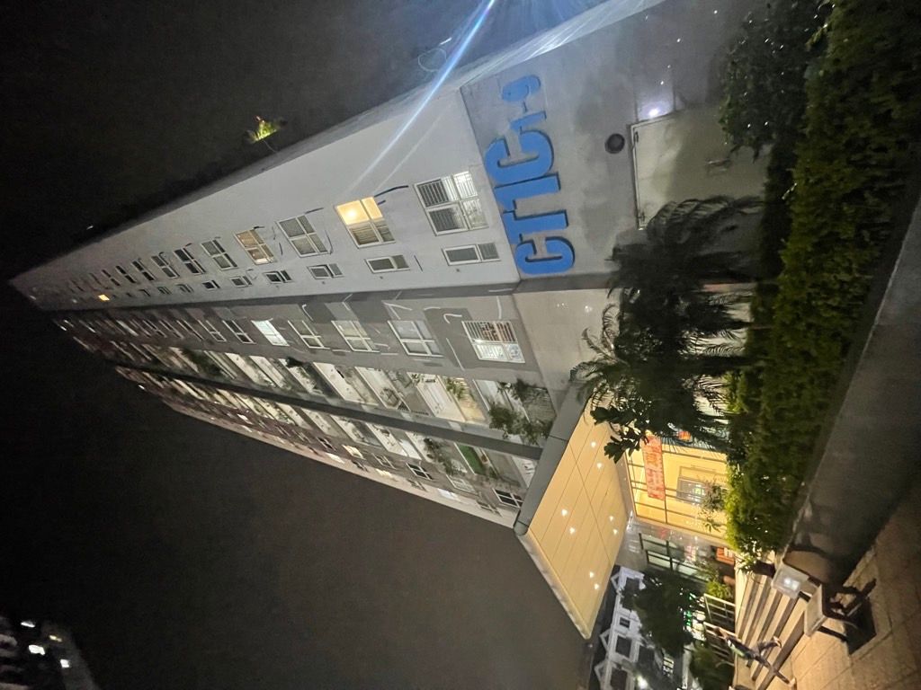 Bán căn hộ Thông Tấn Xã - diện tích 104m2 1 tầng - Căn hộ 3 ngủ - giá 9,6 tỷ