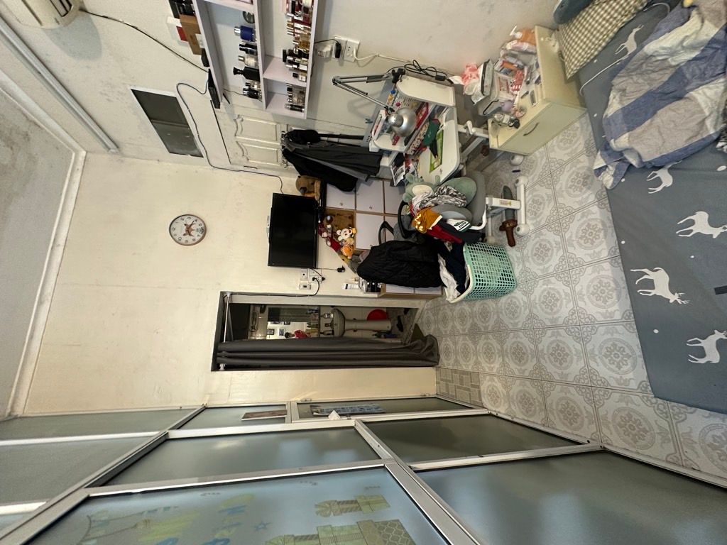 Bán nhà đê Trần Khát Chân - diện tích 24.5m2 3 tầng - Nhà cũ, chủ xác định bán đất tặng nhà - giá 6,4 tỷ