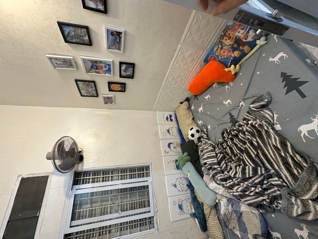 Bán nhà đê Trần Khát Chân - diện tích 24.5m2 3 tầng - Nhà cũ, chủ xác định bán đất tặng nhà - giá 6,4 tỷ