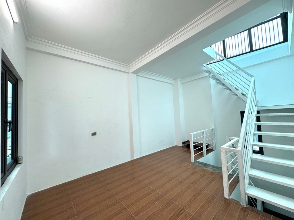 Bán nhà Quan Nhân - diện tích 30m2 6 tầng - Nhà đẹp, ở ngay - giá 8,6 tỷ