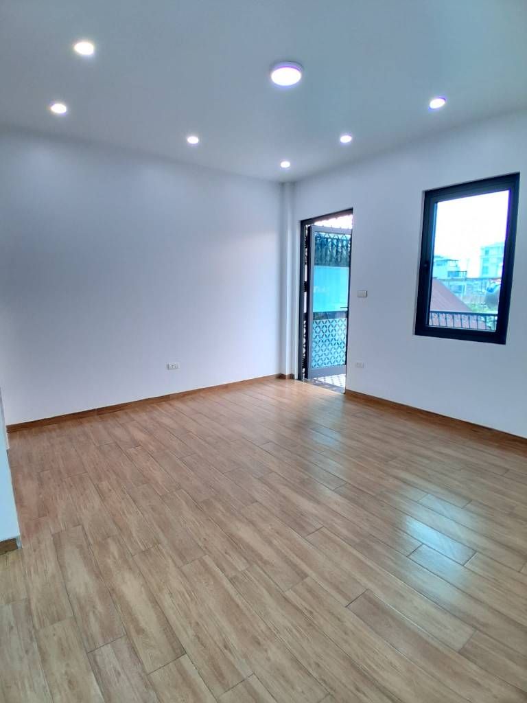 Bán nhà Ngõ Đoàn Kết - diện tích 33m2 7 tầng - Nhà đẹp - giá 12,5 tỷ