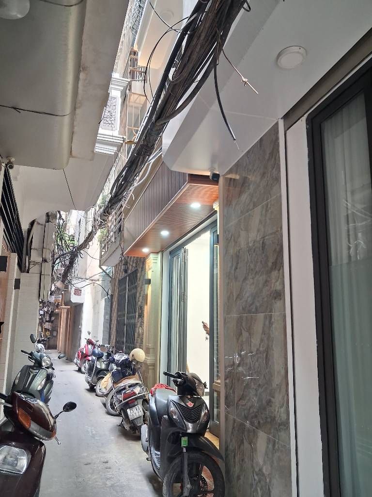 Bán nhà Ngõ Đoàn Kết - diện tích 33m2 7 tầng - Nhà đẹp - giá 12,5 tỷ