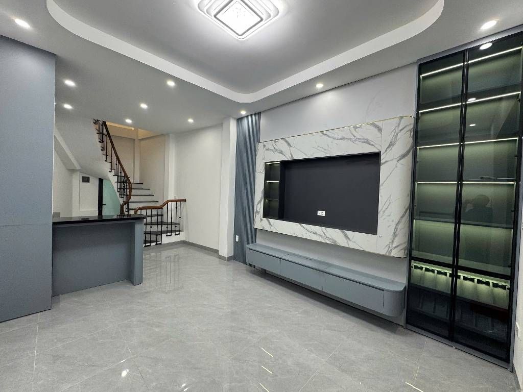 Bán nhà Xã Đàn - diện tích 35m2 5 tầng - Ngõ thông ba gác - giá 8,9 tỷ