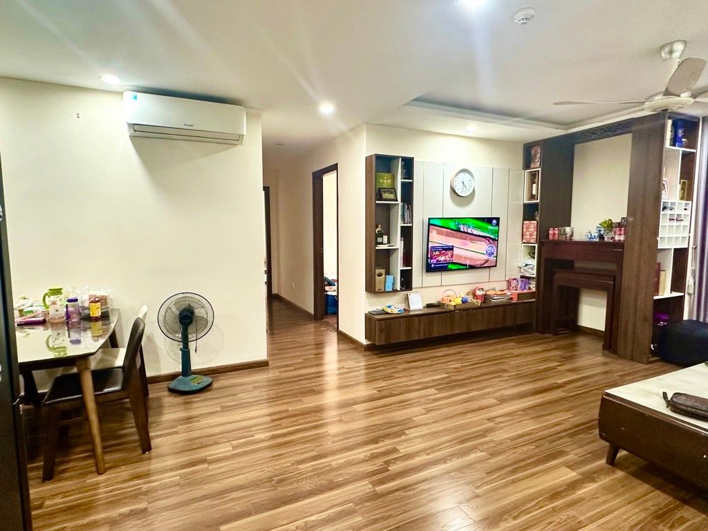 Bán nhà Nguyễn Đức Cảnh - diện tích 98.2m2 21 tầng - Căn góc thiết kế 3 phòng ngủ - giá 9,5 tỷ