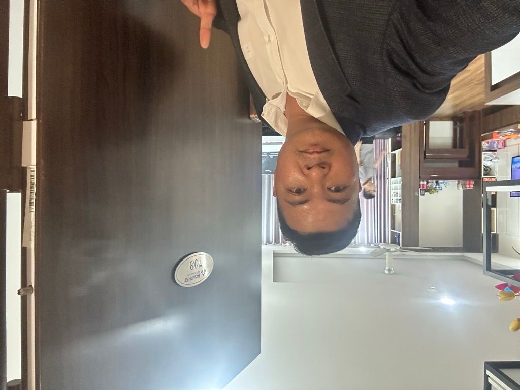 Bán nhà Nguyễn Đức Cảnh - diện tích 98.2m2 21 tầng - Căn góc thiết kế 3 phòng ngủ - giá 9,5 tỷ