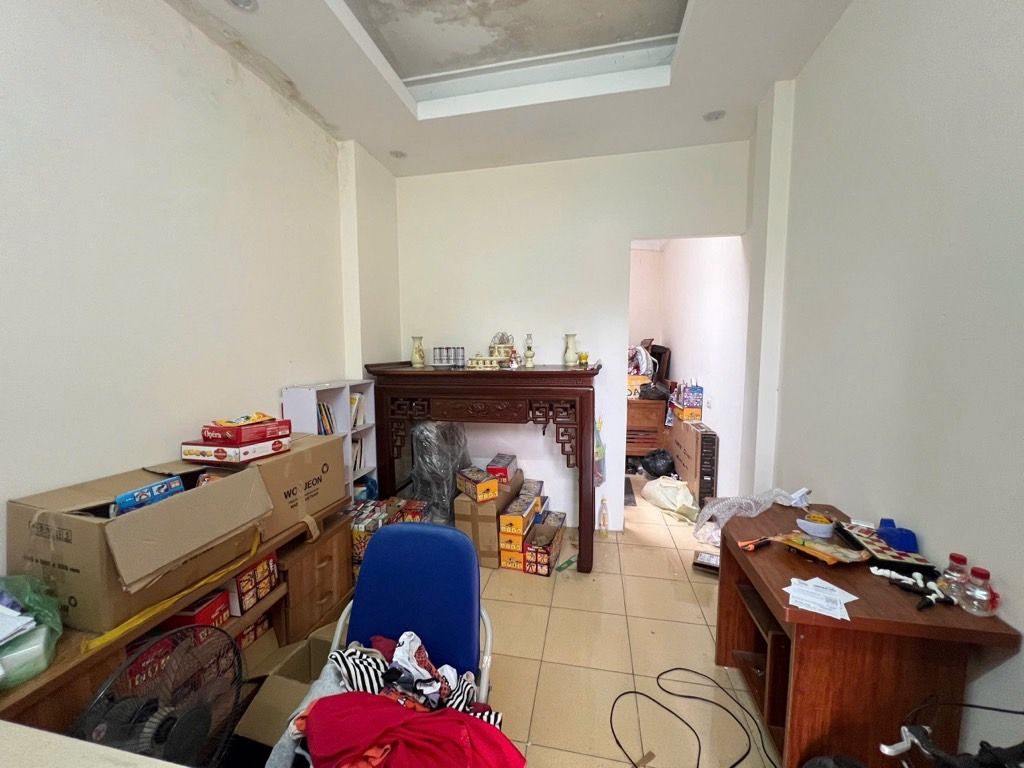 Bán nhà Nguyễn Chính - diện tích 27,6m2 4 tầng - Nhà dân xây KCBT chắc chắn - giá 5,3 tỷ