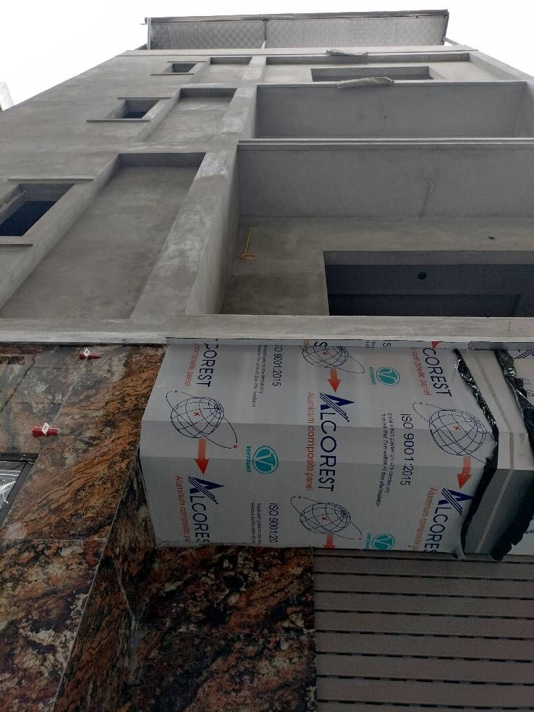 Bán nhà Kim Ngưu - diện tích 40.7m2 5 tầng - Nhà mới đẹp thang máy ở sướng - giá 13,5 tỷ