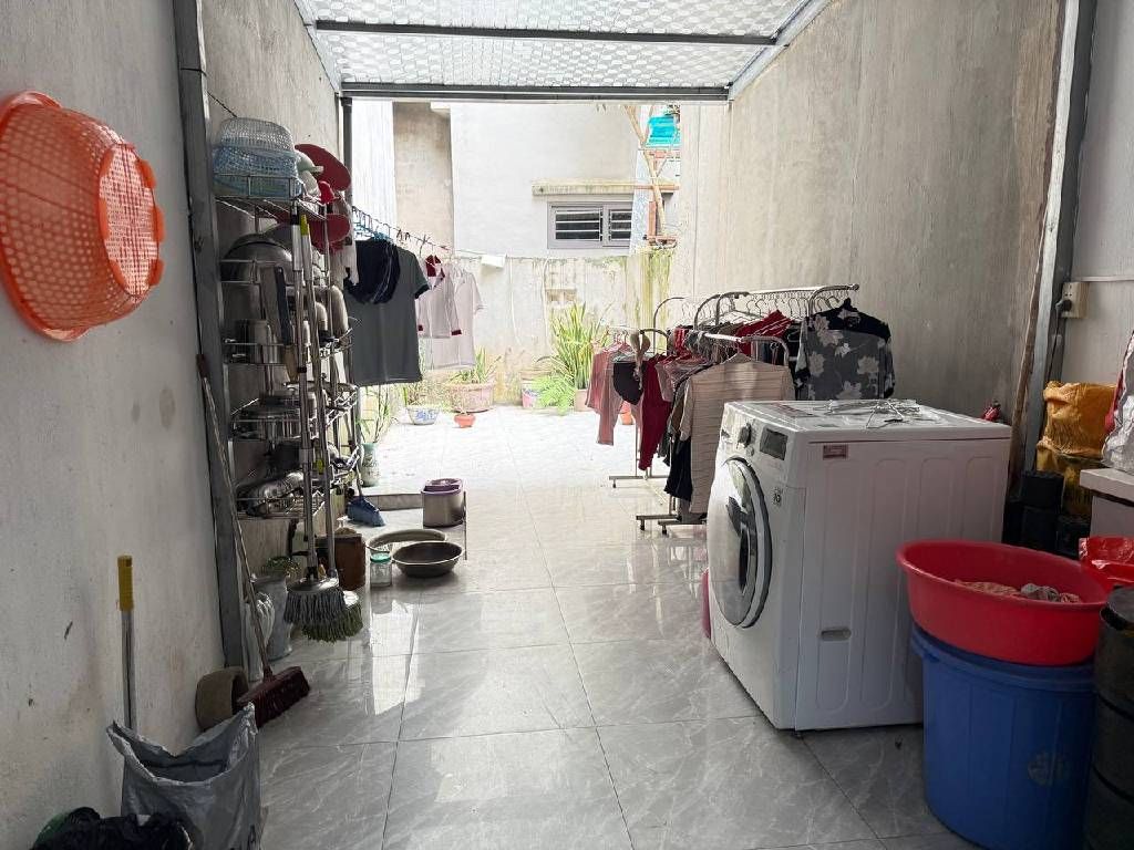 Bán nhà Lê Trọng Tấn - diện tích 71.1m2 3 tầng - Ô tô đỗ cửa - giá 15,6 tỷ