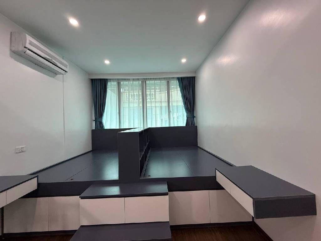 Bán nhà Bạch Mai - diện tích 95m2 2 tầng - 3 phòng ngủ - giá 3,89 tỷ