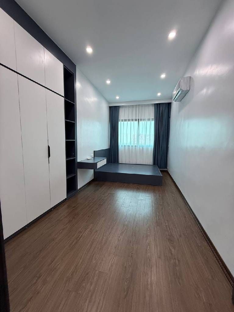 Bán nhà Bạch Mai - diện tích 95m2 2 tầng - 3 phòng ngủ - giá 3,89 tỷ