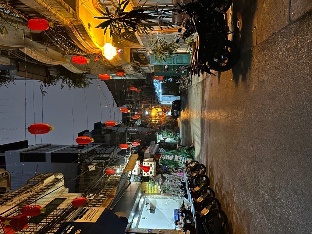 Bán nhà Minh Khai - diện tích 44m2 4 tầng - ô tô tránh nhau thoải mái - giá 17,5 tỷ