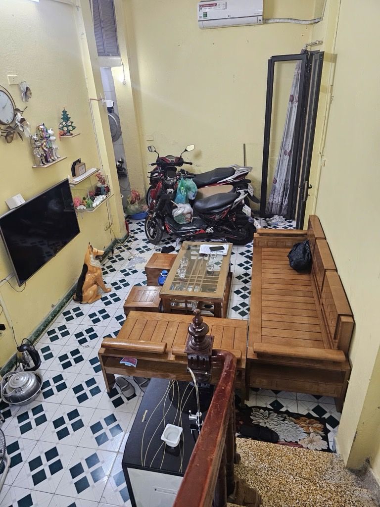 Bán nhà Đông Thiên - diện tích 23,3m2 4 tầng - Nhà 4 tầng khung cột bê tông - giá 4,8 tỷ