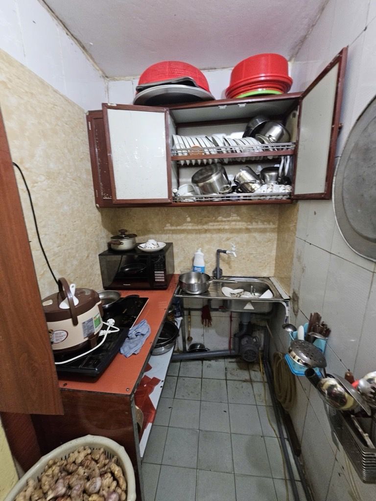 Bán nhà Đông Thiên - diện tích 23,3m2 4 tầng - Nhà 4 tầng khung cột bê tông - giá 4,8 tỷ