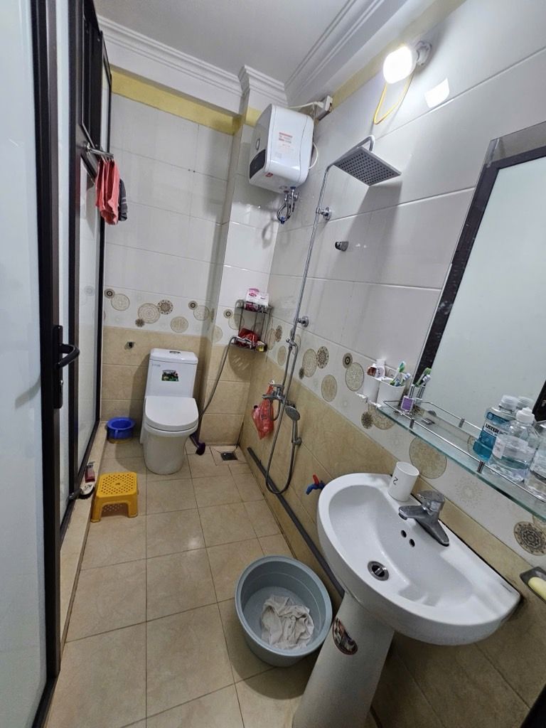 Bán nhà Đông Thiên - diện tích 23,3m2 4 tầng - Nhà 4 tầng khung cột bê tông - giá 4,8 tỷ